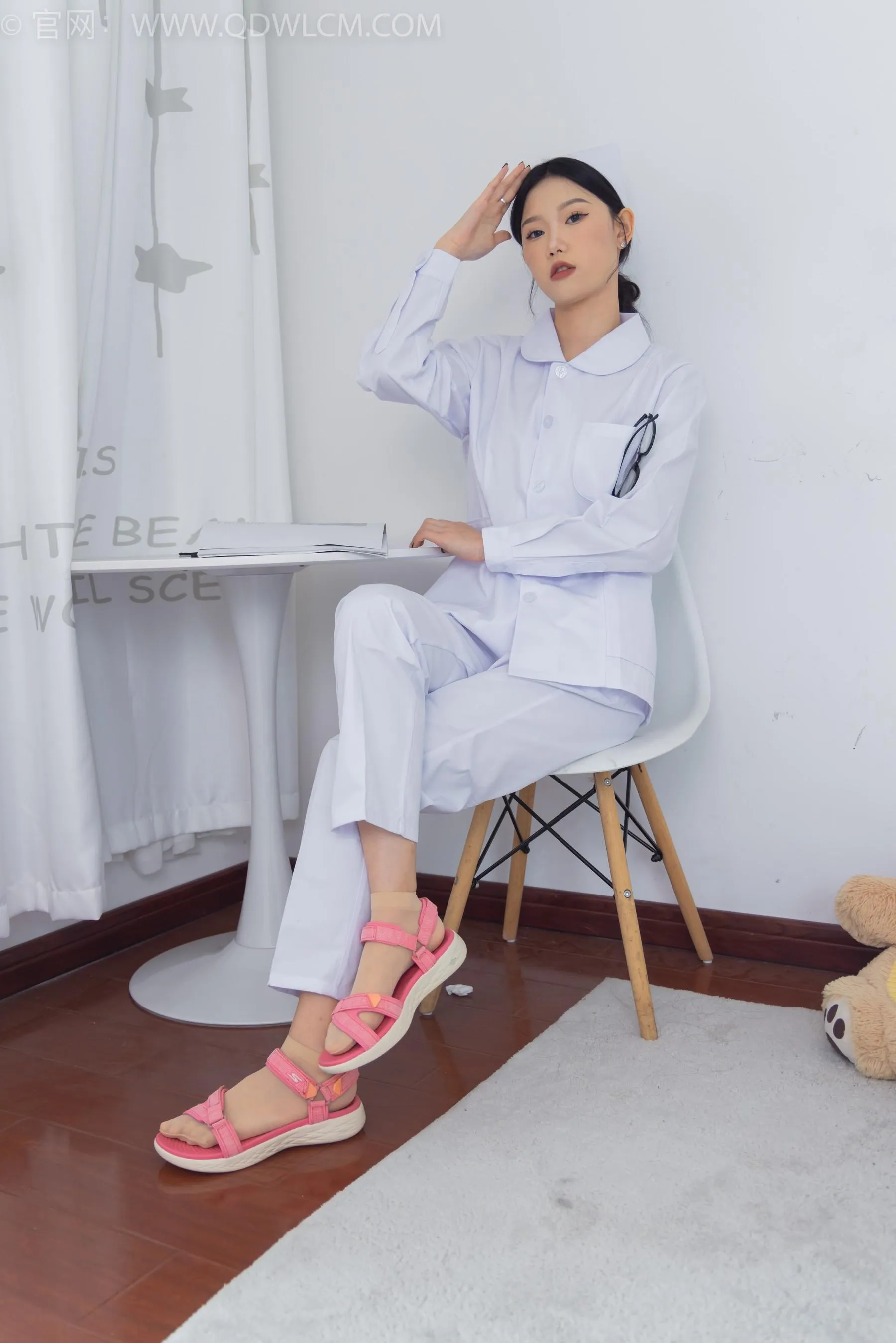 物恋传媒 NO.1548 小猪-白衣天使 [181P]插图2